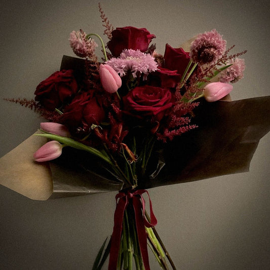 Medium Valentine's Bouquet (By Flùrish Floral Studio) (Pre-Order By Sunday 11th February)-Fountainhall Wines